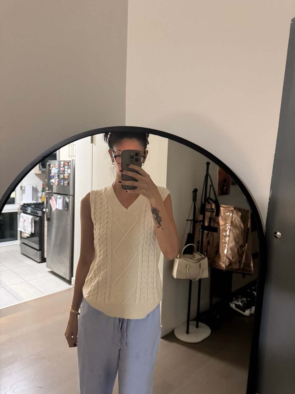 Women's V-Neck Cable Knit Sweater Vest - Dressy Casual Vintage Pullover Top